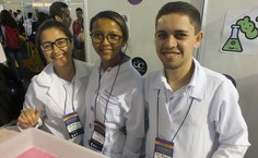 Grupo de Química responsável pela atividade Bolhas de Sabã