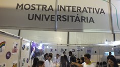 Estande da Mostra Interativa Universitária