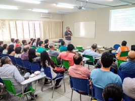 Conferência aborda ensino da matemática para interesse dos jovens