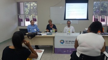 Conferência sobre o ensino da matemática gera debate sobre modelo de aprendizado