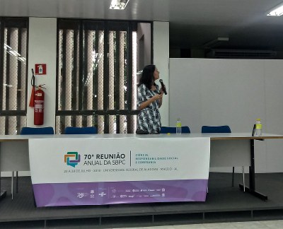 Professora Raquel Meister, da UFS