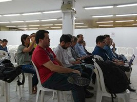 Helena Nader apresenta conferência sobre inovação industrial com Renato Sá