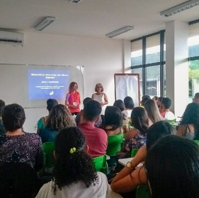 Palestra "O que é metabolismo", com Alícia Kowaltowski