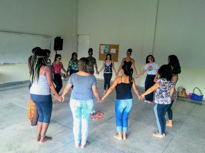 Oficina de danças circulares na SBPC Alagoas