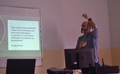 Professor Marconi Tabosa cita Paulo Freire em sua fala