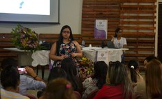 Professora Janine levantou questões sobre a evasão escolar.JPG
