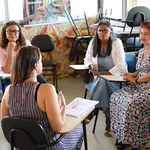 Roda de terapia comunitária discute formas de ajudar na prevenção ao suicídio