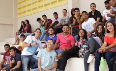 Estudantes felizes com as inaugurações. Foto: Thiago Prado