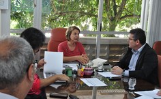 Reunião aconteceu no Gabinete da reitora