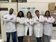 Equipe de pesquisadores do IQB