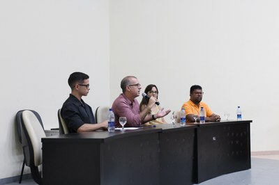 Evento reúne áreas diversas do conhecimento em relação a um tema (Fotos: Pedro Ivon)