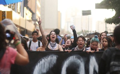 Lute como uma menina. Foto: Nivek D'Ark