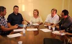 Pesquisadores da força-tarefa se reuniram com a reitora da Ufal