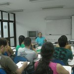 Quer aprender a estudar? Curso ajuda a ler textos acadêmicos