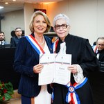 Reitora Valéria Correia recebe homenagem da presidente do TRT Alagoas