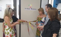 Descerramento das fitas inaugurais