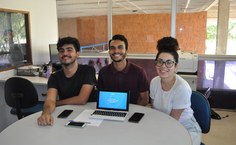 Estudantes de cursos de comunicação da Ufal assinam a campanha institucional. Foto: Blenda Machado