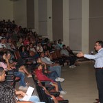 Programa de extensão realiza palestra motivacional sobre métodos de aprendizagem