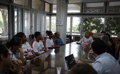 Valéria Correia ouviu as demandas das marisqueiras. Foto: Emídio Ferraz