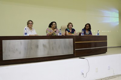 Mesa redonda na Ufal debateu a vulnerabilidade das mulheres