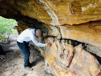 Pesquisadores chegaram aos sítio arqueológicos guiados por trilheiros. Fotos: Arquivo Pessoal