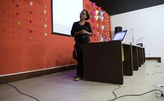 A estudante Anne Karine na defesa da dissertação