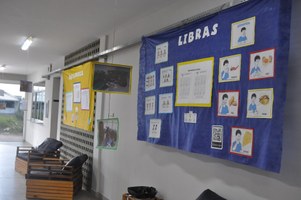 Exposição de Libras acontece na Faculdade de Letras da Ufal
