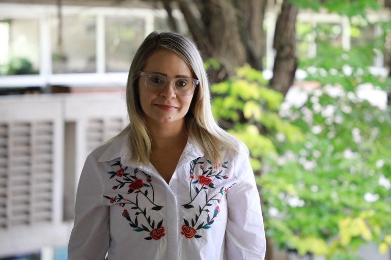 Pesquisadora Geisa Ferreira estuda as causas do adoecimento docente. Foto: Renner Boldrino
