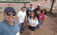 Pesquisadores na manifestação do dia 26