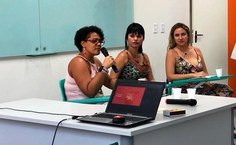 As professoras Rosa Correia, Vanuza Souza e Manuela Callou em mesa de abertura falaram sobre a importância da extensão