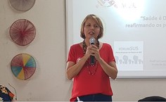 Reitora Valéria Correia participou da mesa com tema "Saúde e Democracia: reafirmando os princípios do SUS”
