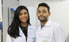Estudantes do curso de Farmácia da Ufal, Lilyana Waleska Nunes Albuquerque e  Alisson Alcantara Alves. Foto Pedro Ivon.jpg