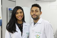 Estudantes do curso de Farmácia da Ufal, Lilyana Waleska Nunes Albuquerque e  Alisson Alcantara Alves. Foto Pedro Ivon.jpg