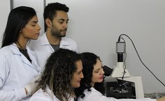 Pesquisadores que realizaram o estudo na Ufal. Foto: Pedro Ivon