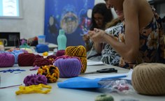 Oficina de Amigurumi do projeto Meros do Brasil. Foto: Tiago Albuquerque