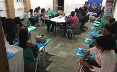 Oficina de Amigurumi do projeto Meros do Brasil. Foto: Tiago Albuquerque