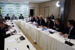 Andifes e parlamentares solicitam ao MEC o fim do bloqueio