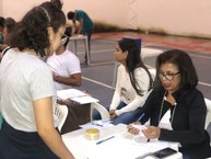 Mesmo com adesão mais baixa, estudantes movimentaram a quadra coberta.