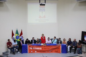Pesquisadores debatem os impactos do pagamento da dívida pública para a sociedade