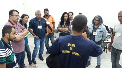 Participantes do projeto durante formação