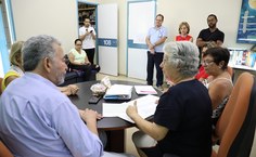 Gestores da Ufal e deputado Paulão durante reunião. Foto: Blenda Machado.