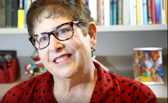 Enfermeira Bárbara Allen, professora aposentada da Ufal, que integrou a equipe do navio do projeto Hope