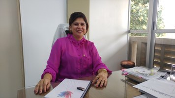 Outubro Rosa na Ufal: vice-reitora passa mensagem de esperança e cuidados