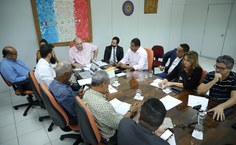 Gestão se reúne com entidades sindicais