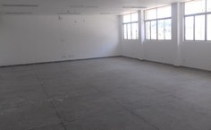 Salas só poderão receber mobiliário e rede lógica após a entrega definitiva da obra