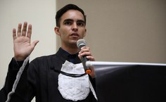 Jams Martins no momento do juramento