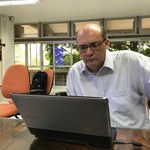 Reitor esclarece sobre realização de testes da covid-19 pela Ufal