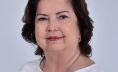 Diretora da Famed, professora Iasmin Duarte