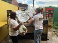 Equipes da Nutrição realizam entrega de doações em comunidades