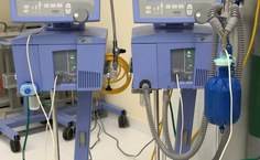 Respiradores consertados pelo Senai